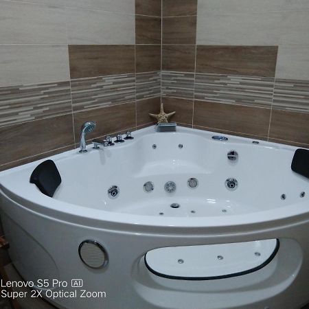 Apartman S Virivkou A Infrasaunou V Olomouci エクステリア 写真